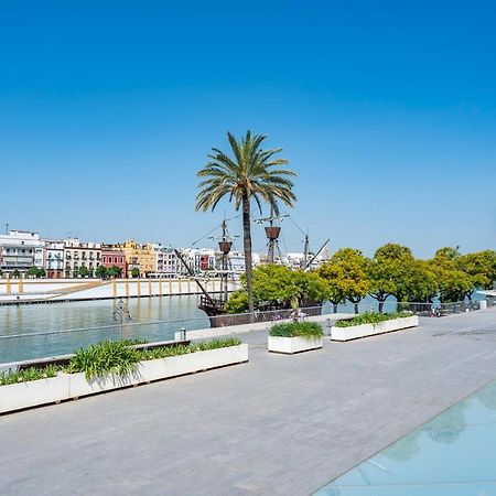 Alohamundi Velarde II Apartment Seville Exterior photo