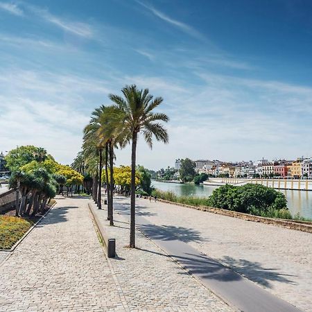 Alohamundi Velarde II Apartment Seville Exterior photo